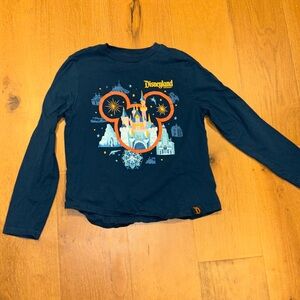Peacock blue Disneyland long sleeve top. Worn once, excellent condition size xs